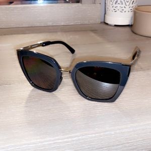 WOMENS OAKLEY SUNGLASSES